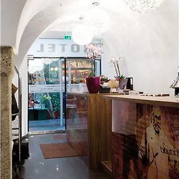 ホテル Boutiquehotel Am Dom