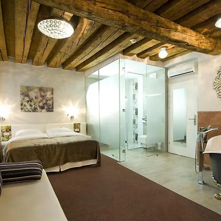 Boutiquehotel Am Dom Szálloda 4*